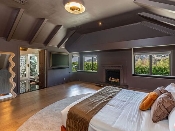 1326 Beverly Estates Drive, Beverly Hills CA 90210