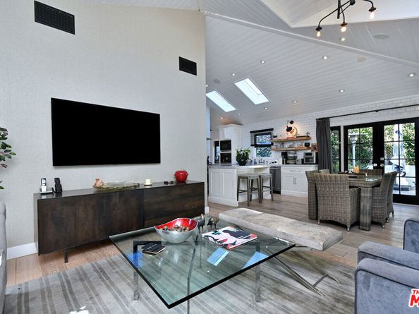 4311 Finley Avenue, Los Angeles CA 90027