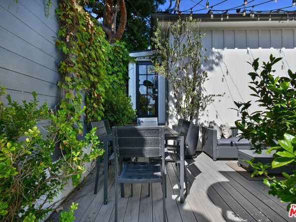 4311 Finley Avenue, Los Angeles CA 90027