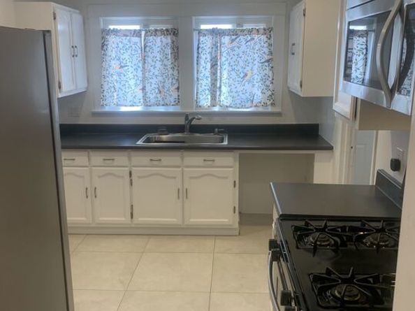 441 N Norton Avenue, Los Angeles CA 90004