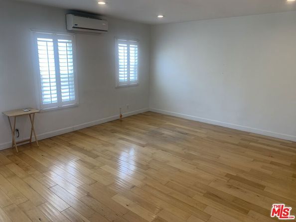 441 N Norton Avenue, Los Angeles CA 90004