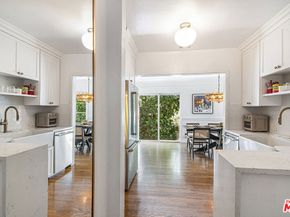 8260 Oakwood Avenue, Los Angeles CA 90048