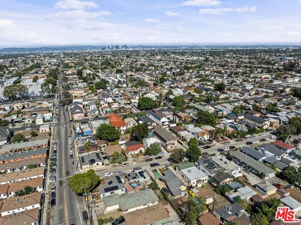 645 W 97th Street, Los Angeles CA 90044