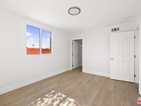 645 W 97th Street, Los Angeles CA 90044