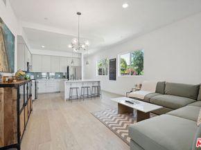 1746 Garfield Place 203, Los Angeles CA 90028