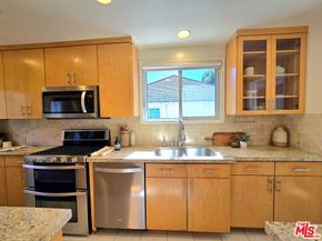 2520 Midvale Avenue, Los Angeles CA 90064