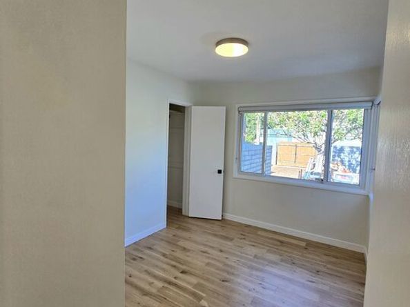 2520 Midvale Avenue, Los Angeles CA 90064