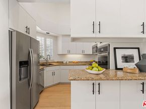 390 S Sepulveda Boulevard 409, Los Angeles CA 90049