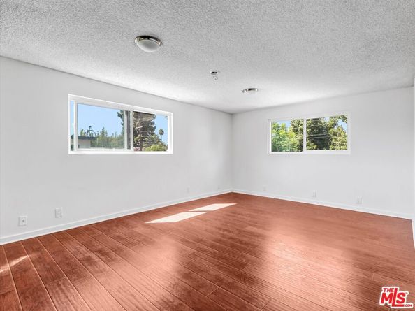 12479 Walsh Avenue, Los Angeles CA 90066