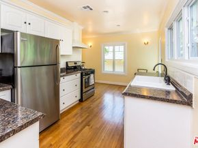 866 N Doheny Drive, West Hollywood CA 90069