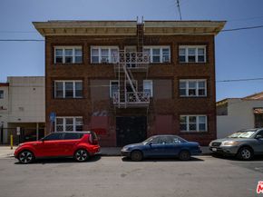 2222 W 15th Street, Los Angeles CA 90006