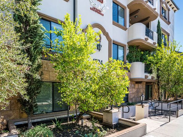 4724 Kester Avenue 209, Sherman Oaks CA 91403
