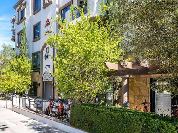 4724 Kester Avenue 209, Sherman Oaks CA 91403