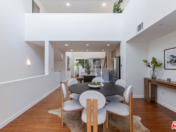 4005 Monroe Street 10, Los Angeles CA 90029