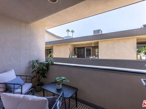4005 Monroe Street 10, Los Angeles CA 90029