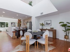 4005 Monroe Street 10, Los Angeles CA 90029