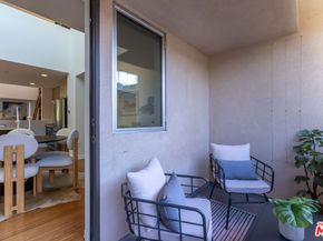 4005 Monroe Street 10, Los Angeles CA 90029
