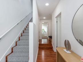 4005 Monroe Street 10, Los Angeles CA 90029