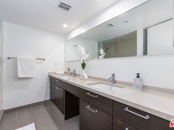 4005 Monroe Street 10, Los Angeles CA 90029