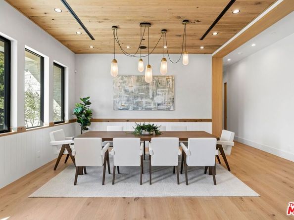 5414 Genesta Avenue, Encino CA 91316