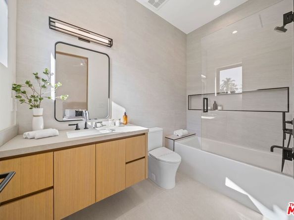 5414 Genesta Avenue, Encino CA 91316