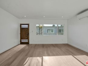 559 Sunset Avenue, Venice CA 90291