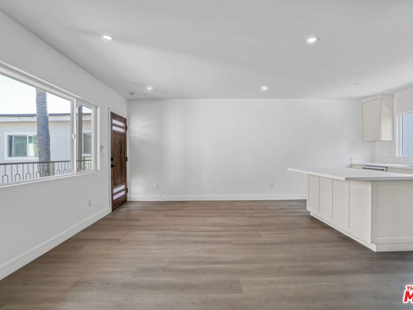 559 Sunset Avenue, Venice CA 90291