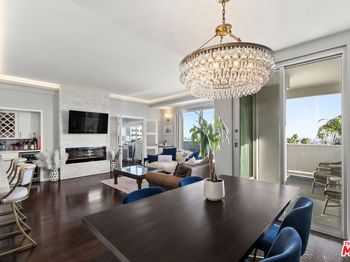 7250 Franklin Avenue