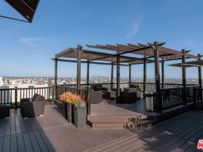 7250 Franklin Avenue 616, Los Angeles CA 90046