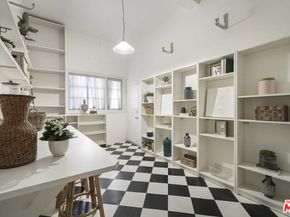 1113 N Beverly Glen Boulevard, Los Angeles CA 90077