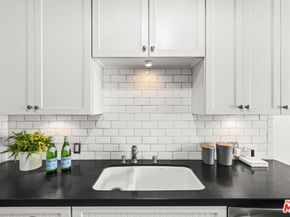 1113 N Beverly Glen Boulevard, Los Angeles CA 90077