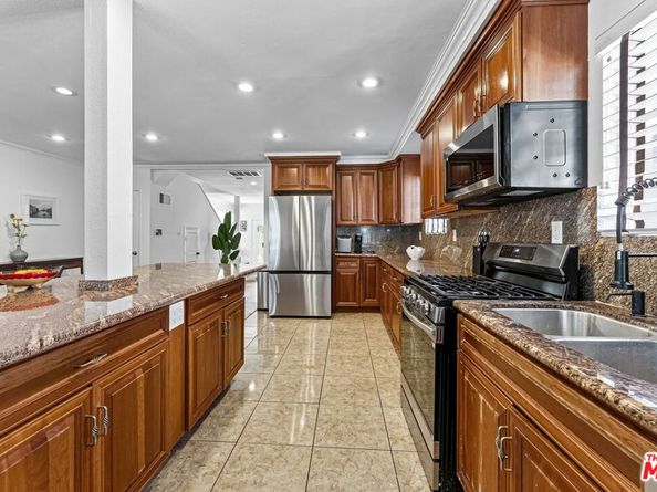 3627 Olympiad Drive, View Park CA 90043