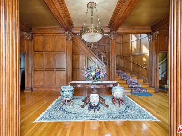 455 Lorraine Boulevard, Los Angeles CA 90020