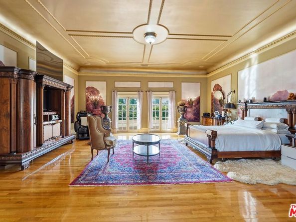 455 Lorraine Boulevard, Los Angeles CA 90020