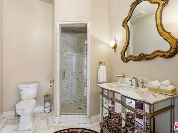 455 Lorraine Boulevard, Los Angeles CA 90020