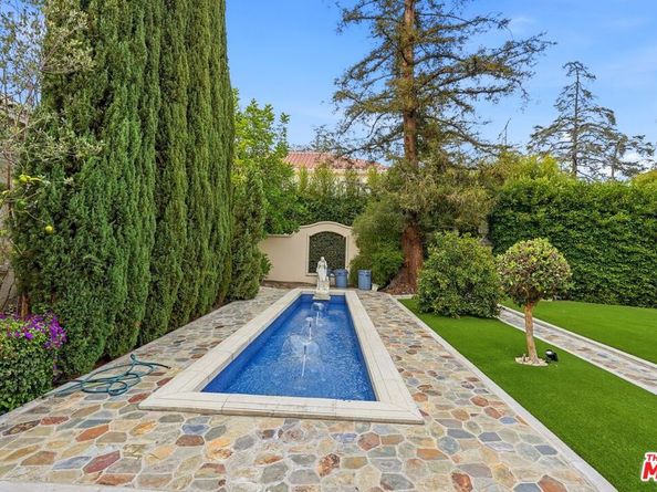 455 Lorraine Boulevard, Los Angeles CA 90020