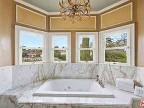 455 Lorraine Boulevard, Los Angeles CA 90020