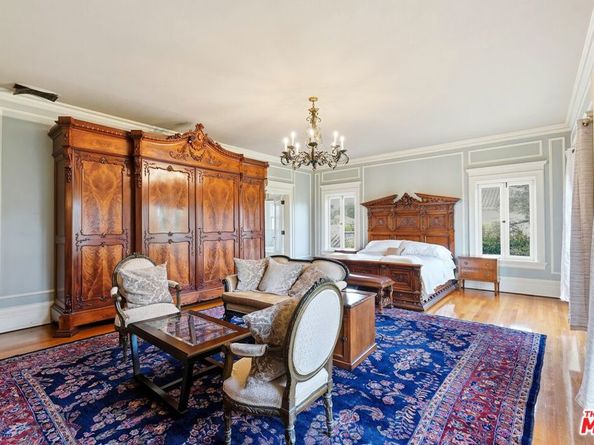 455 Lorraine Boulevard, Los Angeles CA 90020