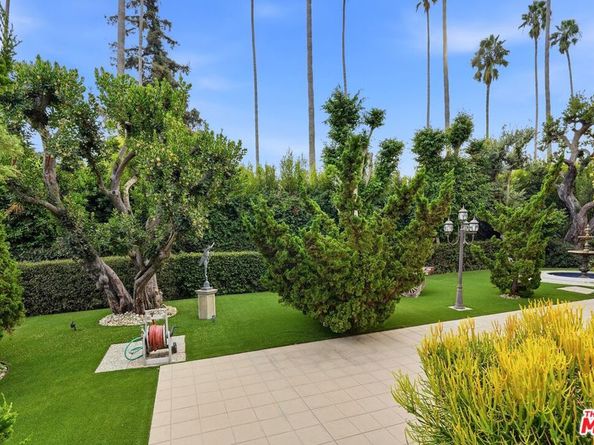 455 Lorraine Boulevard, Los Angeles CA 90020