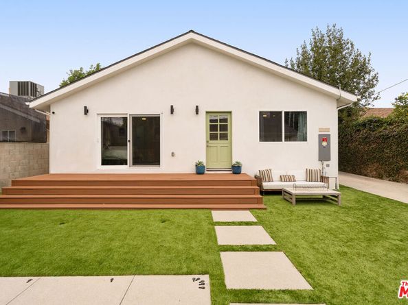 5828 Irvine Avenue, Valley Village CA 91601