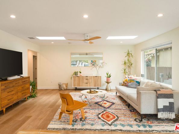 5828 Irvine Avenue, Valley Village CA 91601