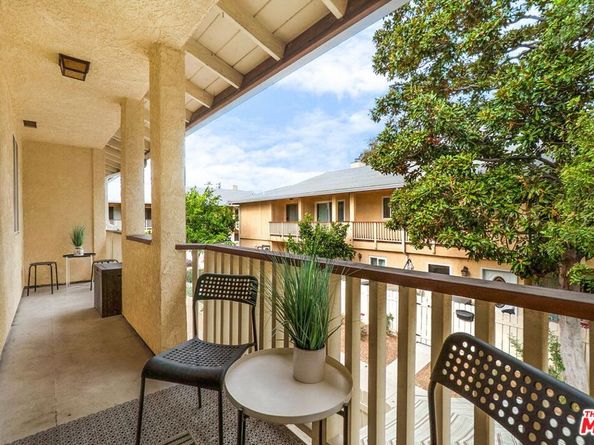 8121 Canby Avenue 4, Reseda CA 91335