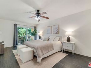 8121 Canby Avenue 4, Reseda CA 91335