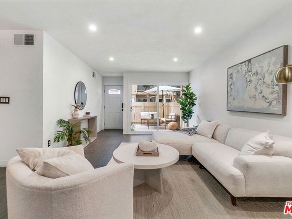 8121 Canby Avenue 4, Reseda CA 91335