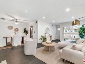 8121 Canby Avenue 4, Reseda CA 91335