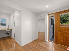 519 Elm Avenue, Inglewood CA 90301