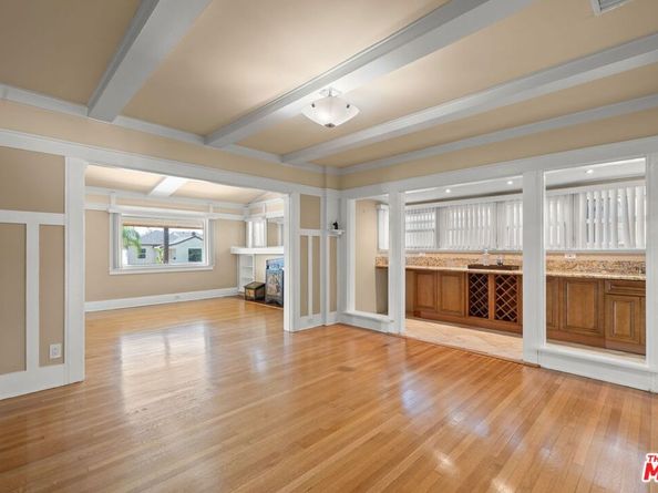 519 Elm Avenue, Inglewood CA 90301