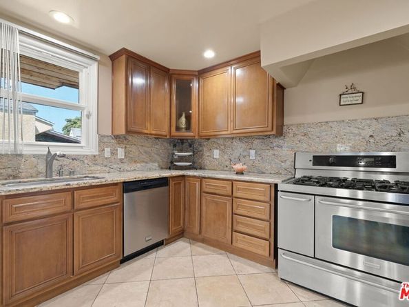 519 Elm Avenue, Inglewood CA 90301