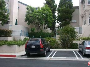 6701 Hannum Avenue, Culver City CA 90230