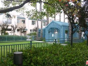 6701 Hannum Avenue, Culver City CA 90230